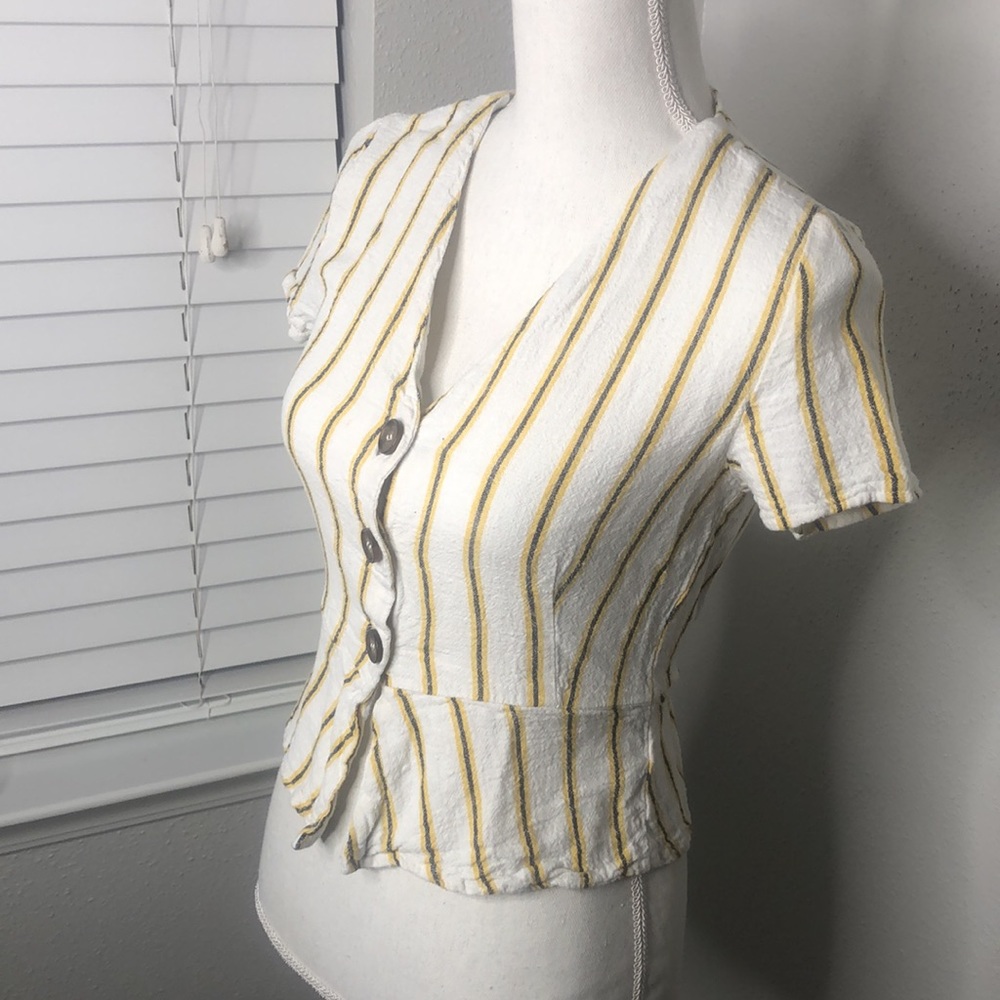 Buttoned Top - Picture 2 of 2